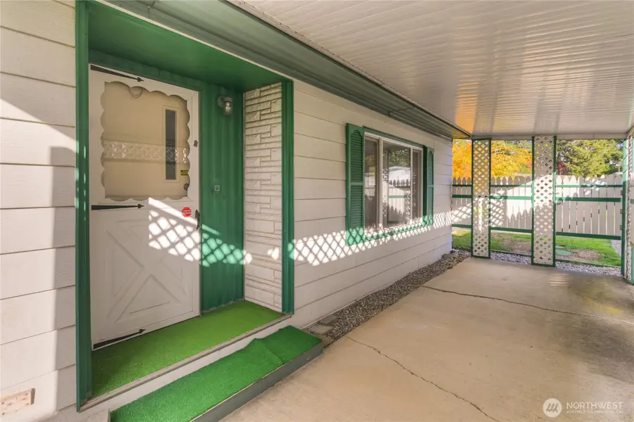 2204 Alonda Lane Ne, Olympia, WA 98516 - Image #2