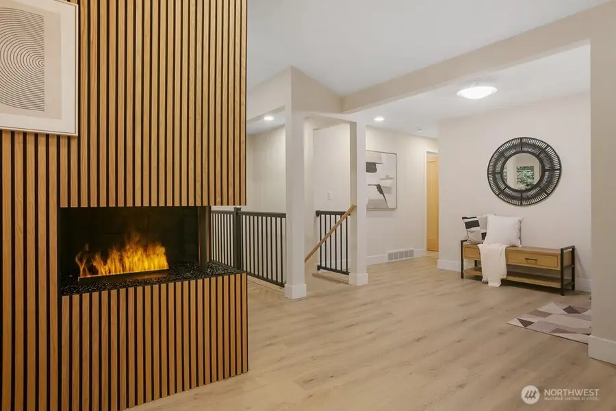 13209 69th Avenue Ne, Kirkland, WA 98034 - Image #3