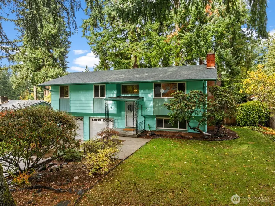 11209 111th St Sw, Tacoma, WA 98498 - Image #2