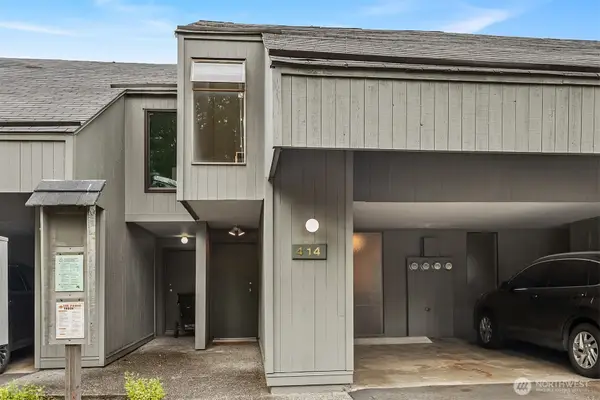 6582 137th Avenue Ne #414, Redmond, WA 98052