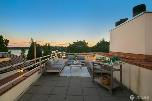 7700 E Green Lake Drive N #A7, Seattle, WA 98103