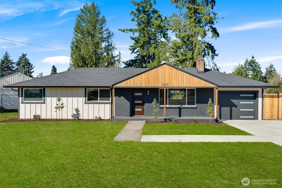 11010 Davisson Rd Sw, Lakewood, WA 98499 - Image #1