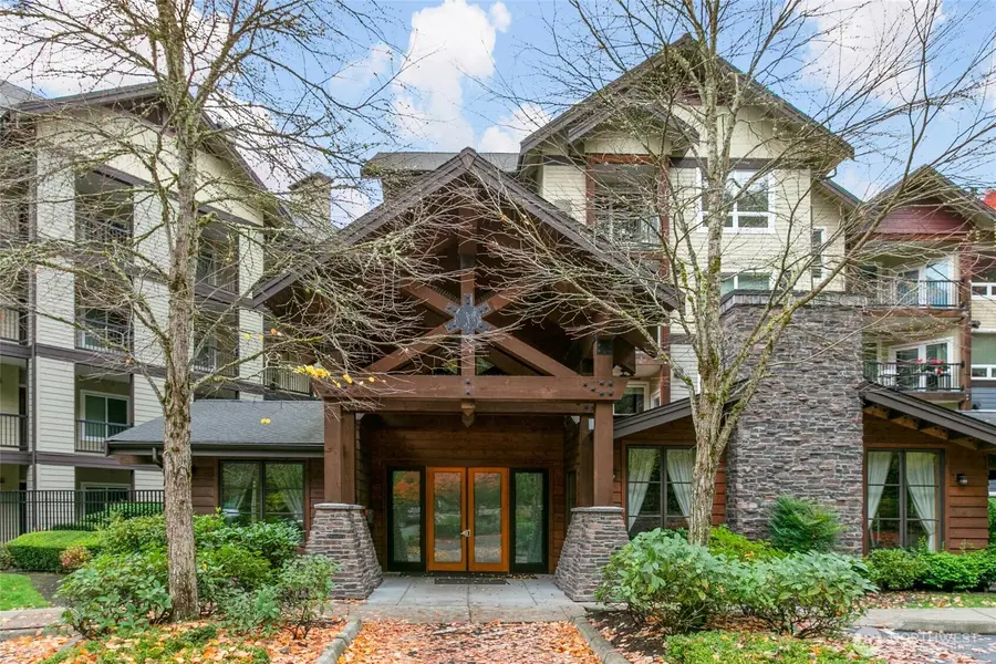 18707 SE Newport Way #102, Issaquah, WA 98027 - Image #2