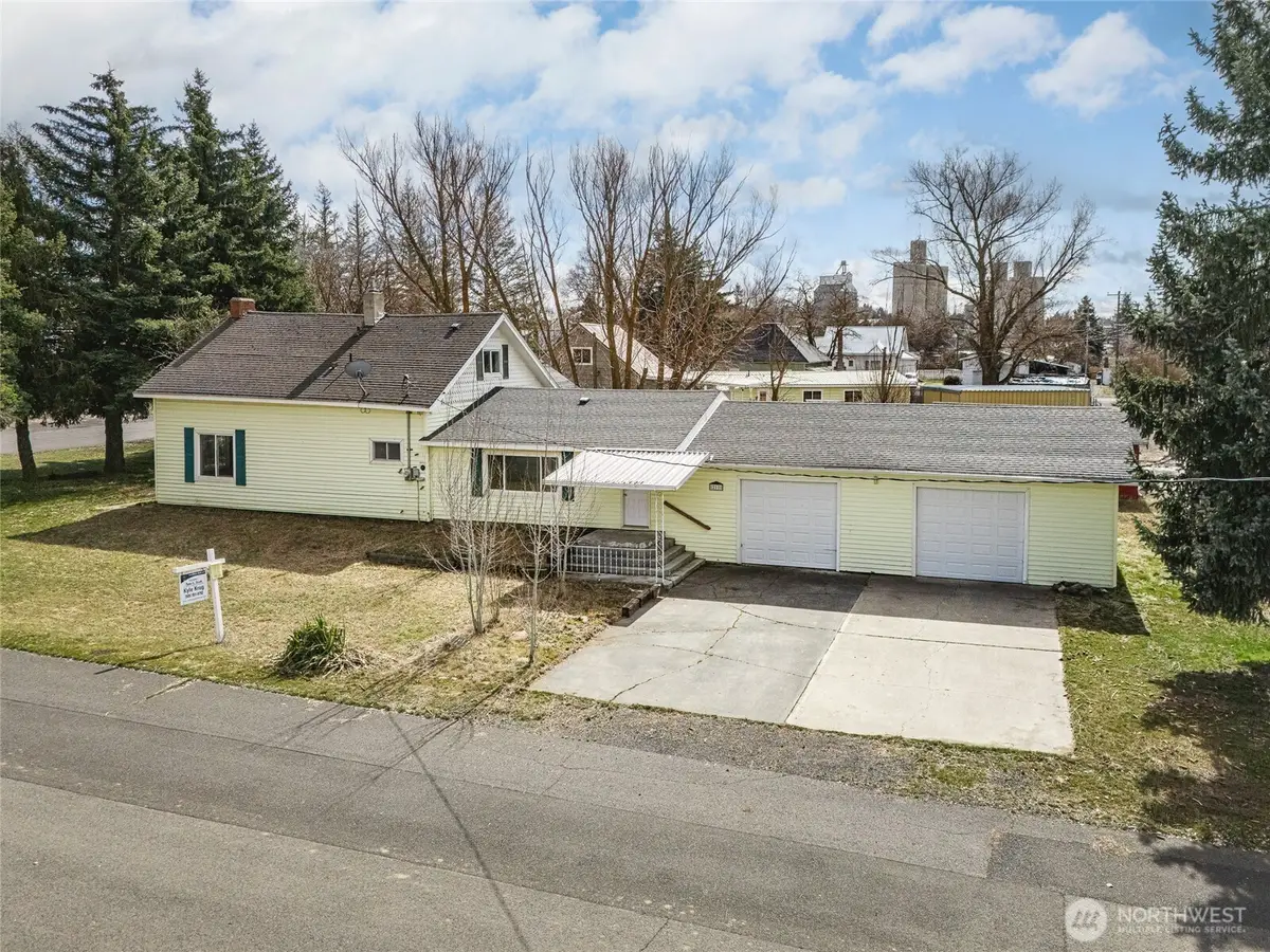 211 W Linden Street, Harrington, WA 99134 - Image #1
