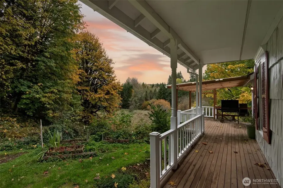 1015 Hazel Dell Road, Castle Rock, WA 98611 - Image #3