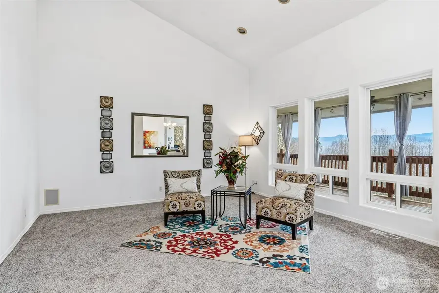 211 Basswood Drive, Silverlake, WA 98645 - Image #3