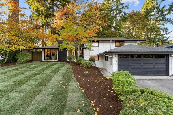 2133 170th Avenue Ne, Bellevue, WA 98008