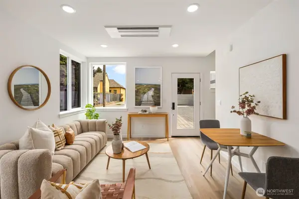 822 S Sullivan Street, Seattle, WA 98108