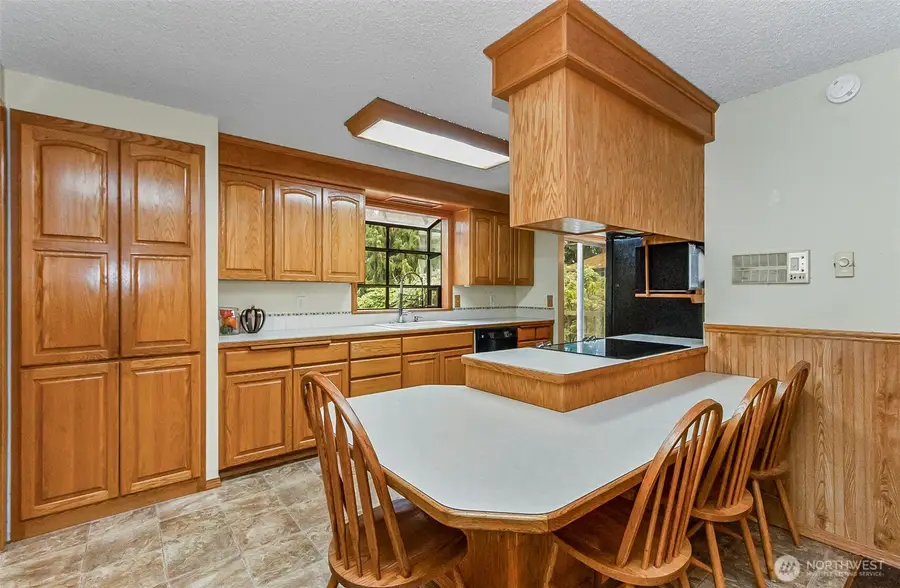 15729 Larch Way, Lynnwood, WA 98087 - Image #3