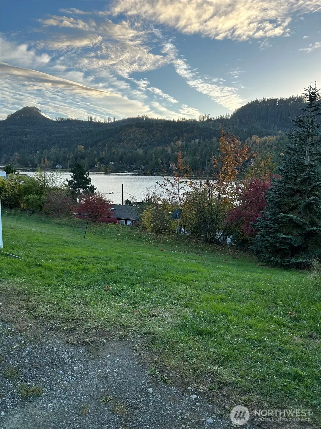 18576 Mason Court, Mount Vernon, WA 98274 - Image #1