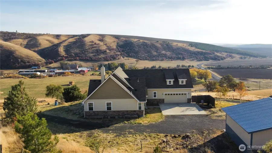 239 Patit Road, Dayton, WA 99328 - Image #3