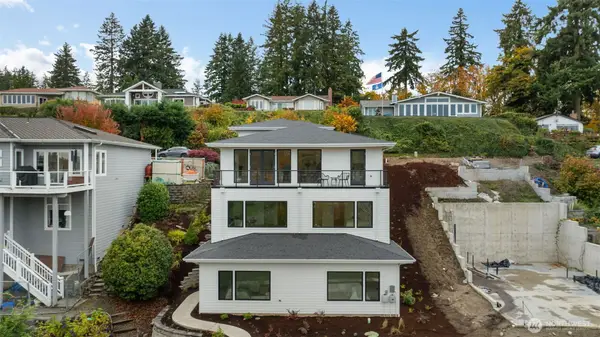 8307 Bayridge Avenue, Gig Harbor, WA 98332