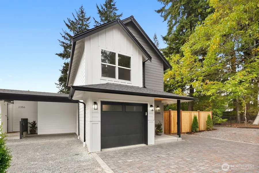 13005 1st Avenue Ne, Seattle, WA 98125 - Image #2