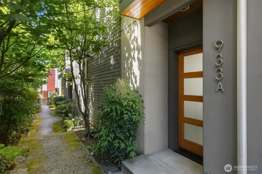 933 16th Avenue, Seattle, WA 98122 - Image #3