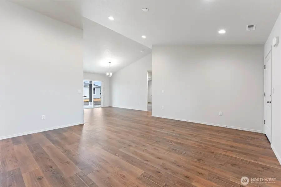 601 Kent Avenue, Royal City, WA 99357 - Image #2