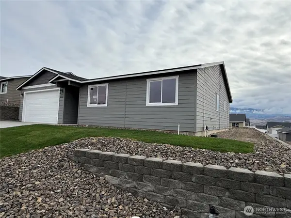 2340 2nd Street Se, East Wenatchee, WA 98802