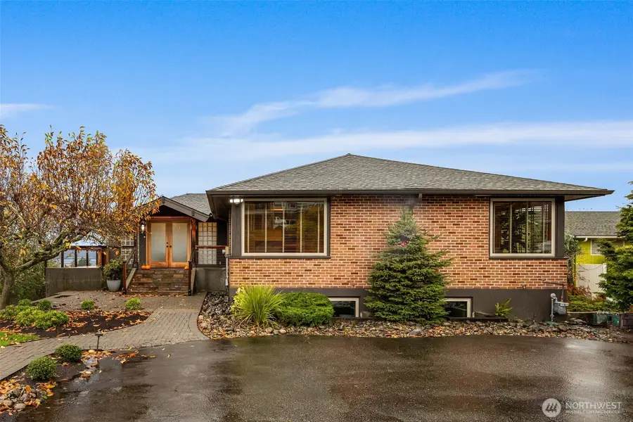 1224 S Sunset Drive, Tacoma, WA 98465 - Image #3