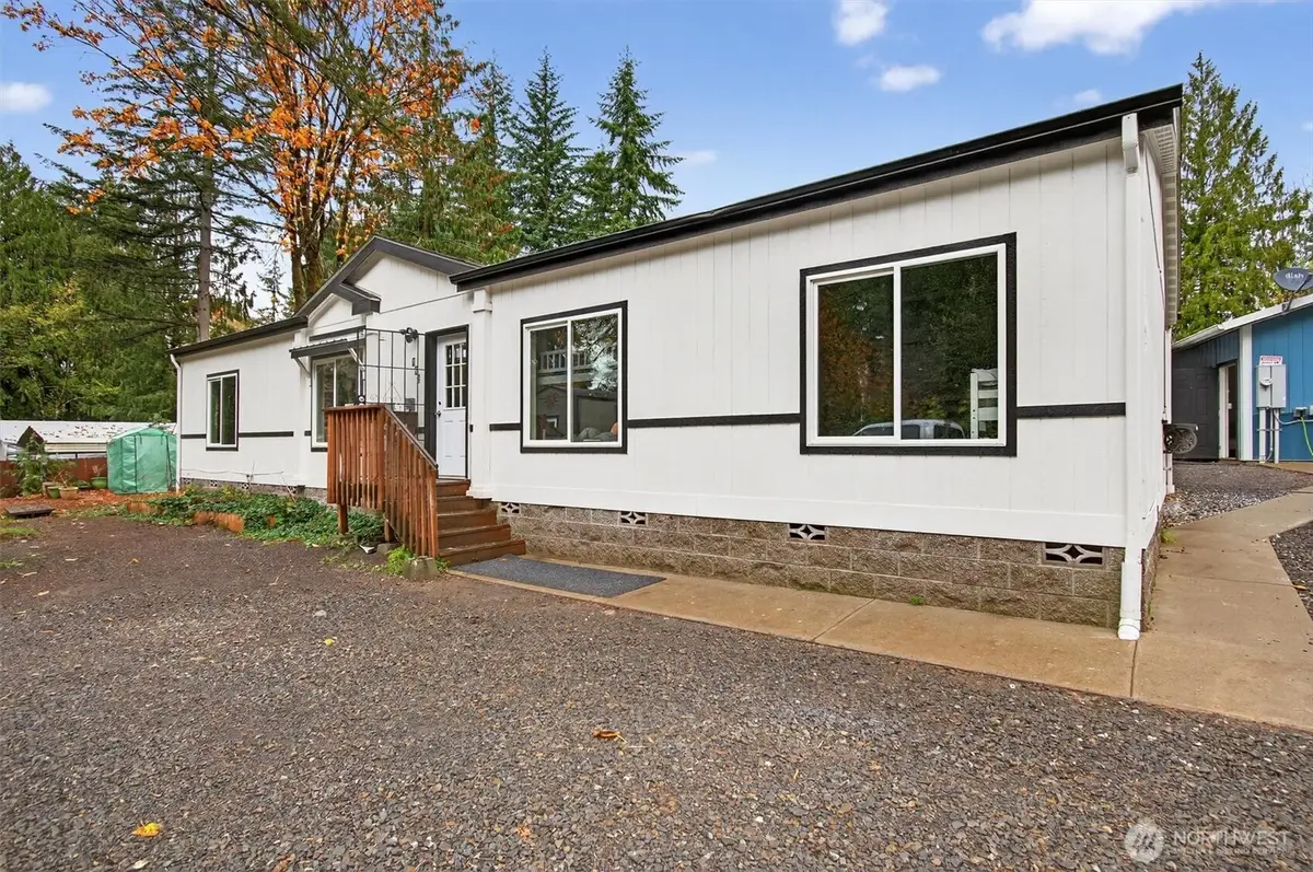 162 Geneva Lane, Castle Rock, WA 98611 - Image #1