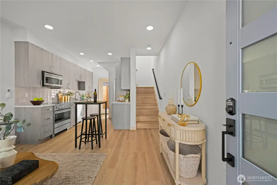 3605 Linden Avenue N, Seattle, WA 98103 - Image #3