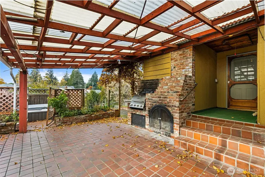 12011 67th Avenue S, Seattle, WA 98178 - Image #3