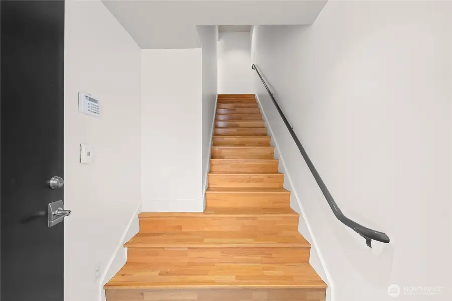 2410 Aurora Avenue N #105, Seattle, WA 98109 - Image #3