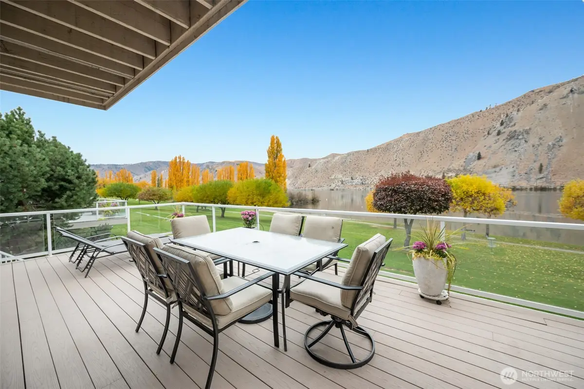 345 Lakefront Drive, Orondo, WA 98843 - #1