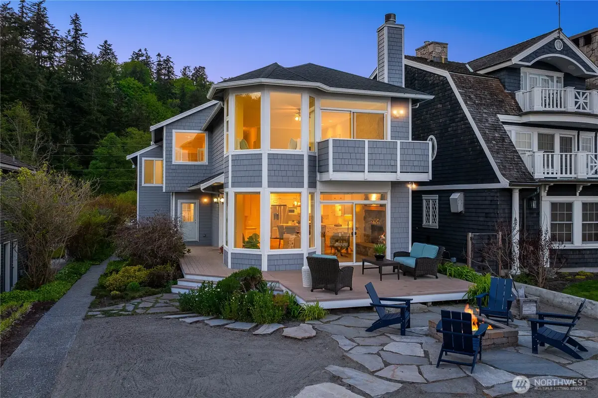 1882 Shore Avenue, Freeland, WA 98249 - Image #1