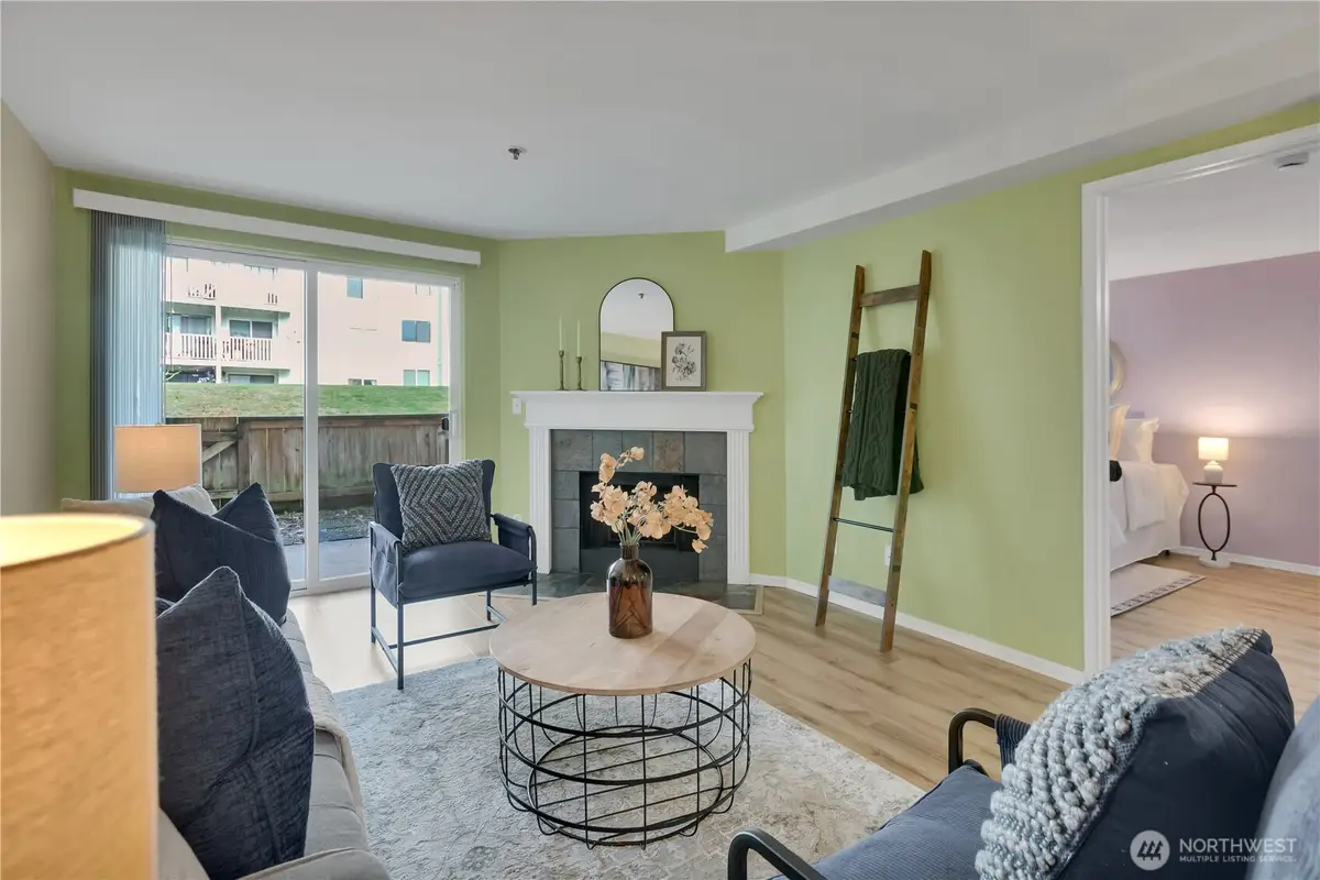 25035 98th Place S #D102, Kent, WA 98030 - Image #1