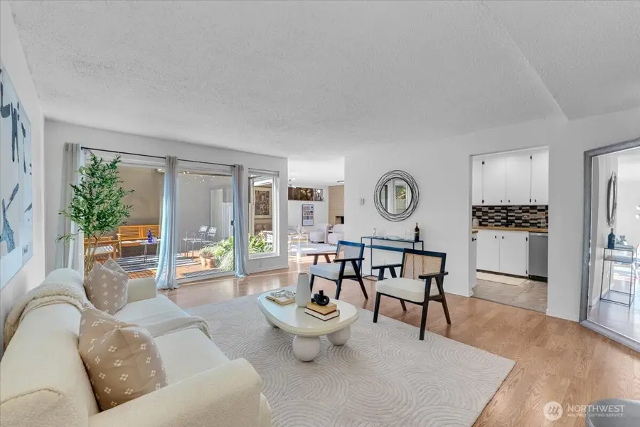 654 W Olympic Place #101, Seattle, WA 98119 - Image #3