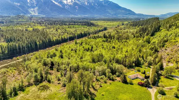 462 Giles Drive, Darrington, WA 98241