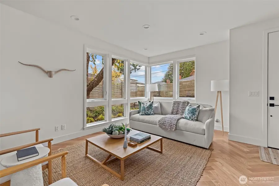 4201 SW Thistle Street, Seattle, WA 98136 - Image #3