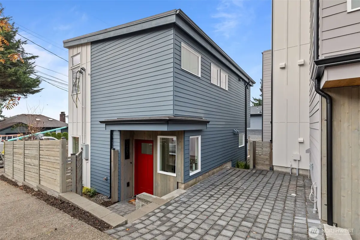 8407 42nd Avenue Sw, Seattle, WA 98136 - Image #1