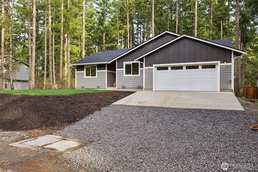 22412 Bluewater Drive Se, Yelm, WA 98597 - Image #2