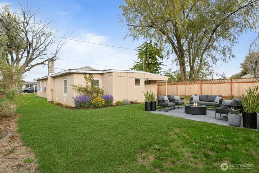 19160 NW Franklin Street, Soap Lake, WA 98851 - Image #2