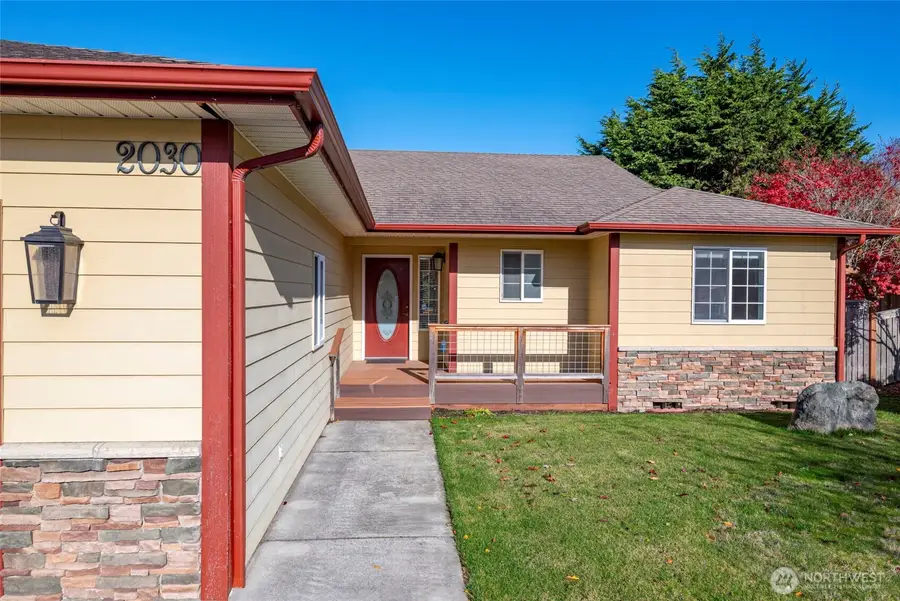 2030 SW 16th Avenue, Oak Harbor, WA 98277 - Image #2