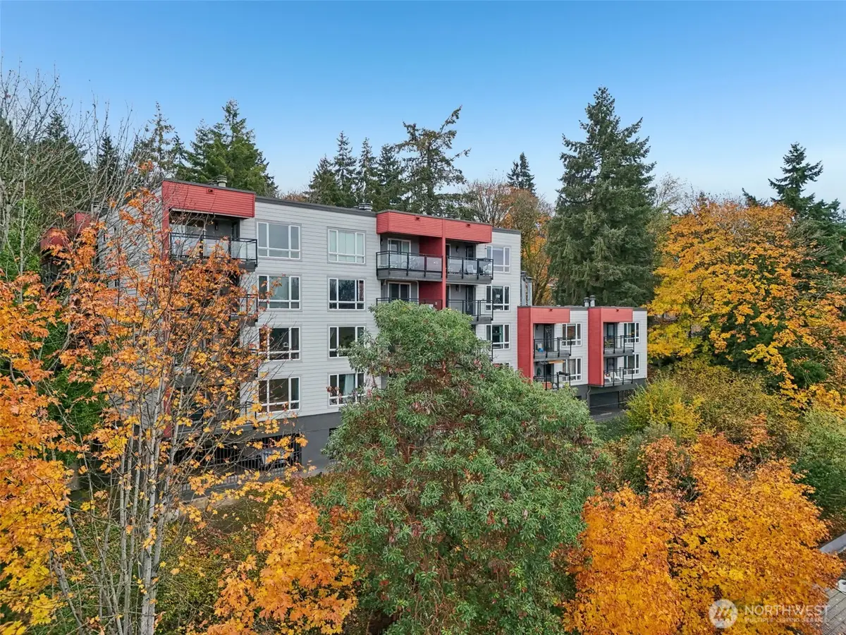 145 105th Avenue Se #43, Bellevue, WA 98004 - Image #1
