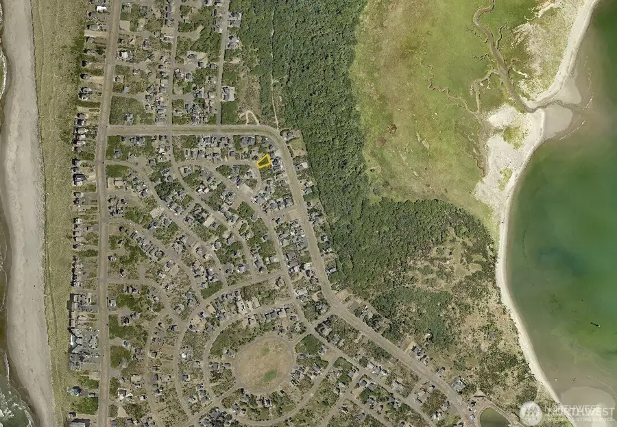 1246 Camero Loop Sw, Ocean Shores, WA 98569 - Image #2