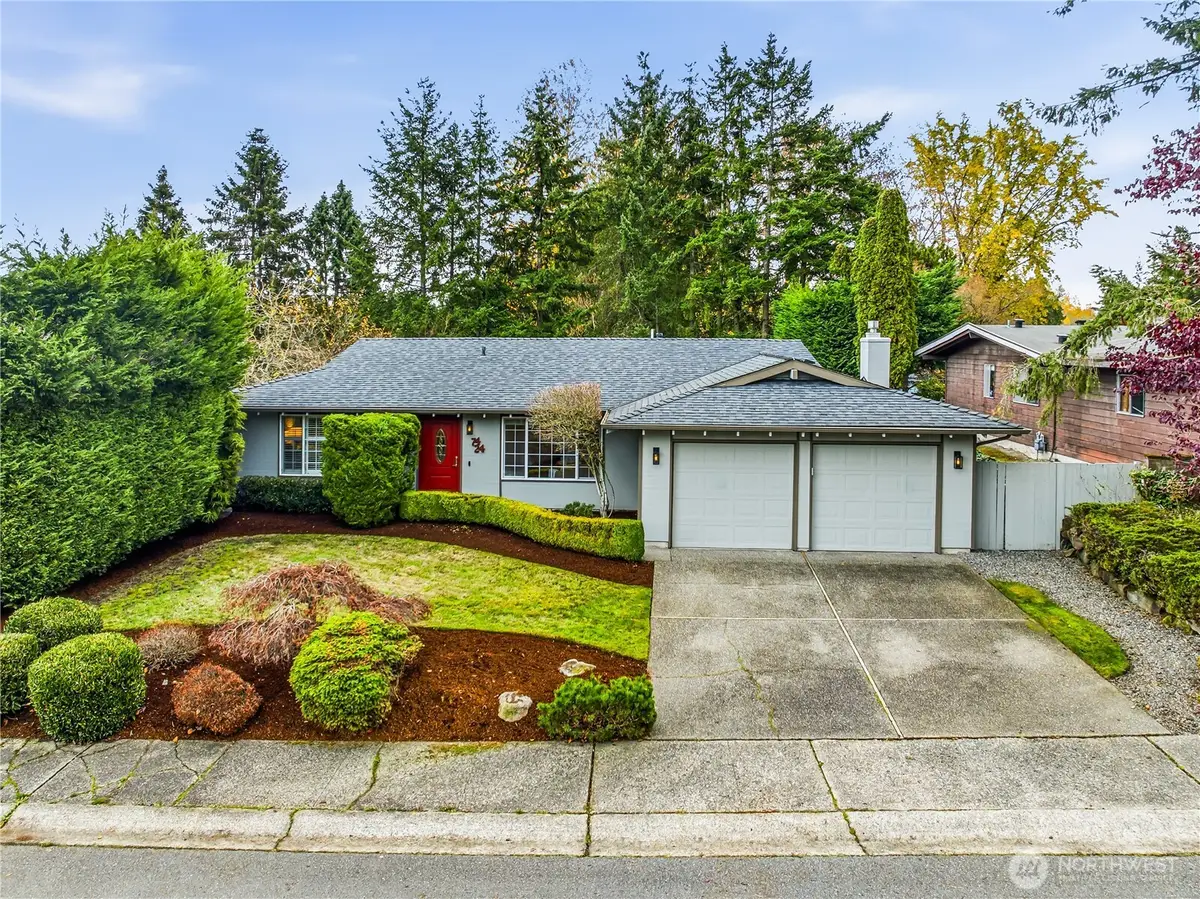 7424 141st Avenue Ne, Redmond, WA 98052 - Image #1