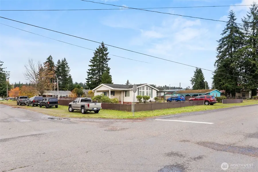 1622 W Young Street, Elma, WA 98541 - Image #2