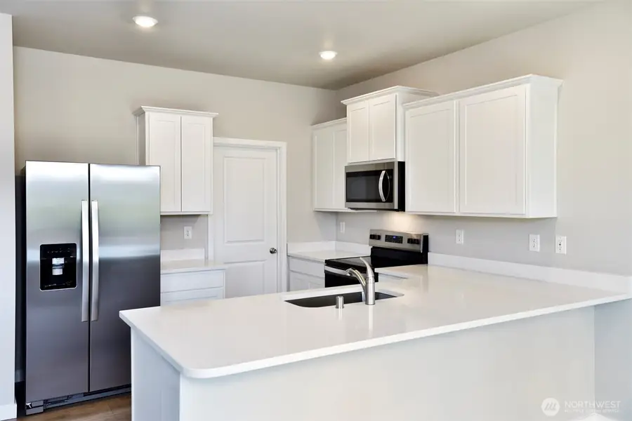 9717 Brown Street Se, Yelm, WA 98597 - Image #3