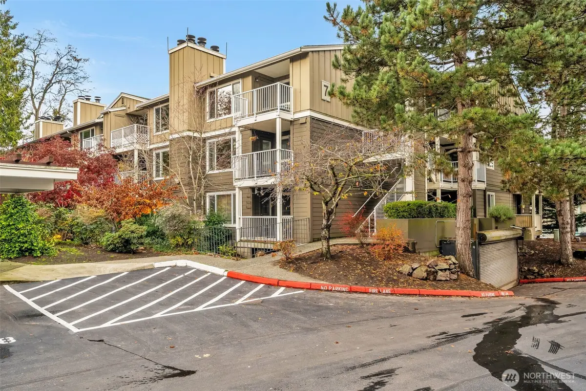 300 N 130th Street #7203, Seattle, WA 98133 - Image #1