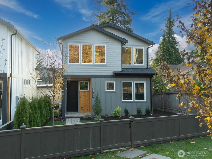 11217 NE 95th Street, Kirkland, WA 98033 - Image #2
