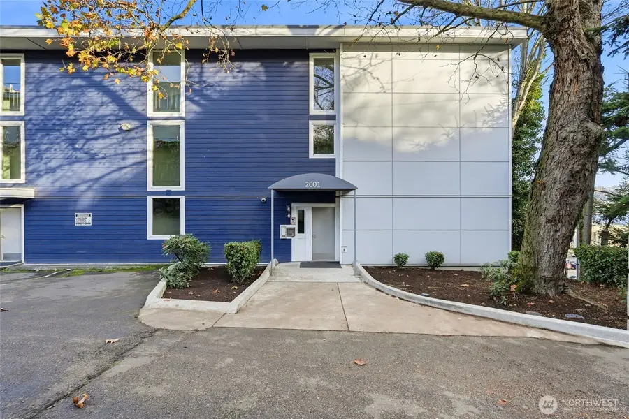2001 Westlake Avenue N #32, Seattle, WA 98109 - Image #3