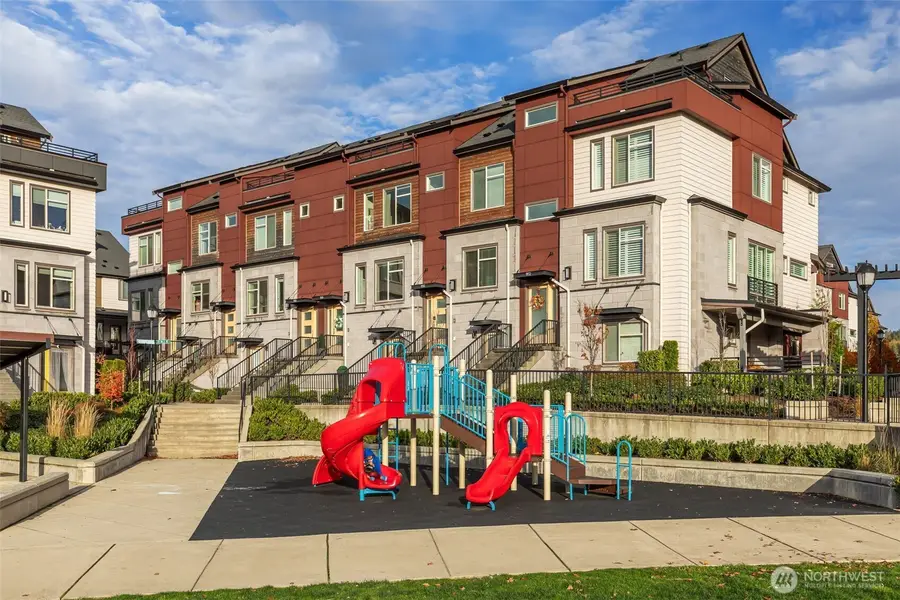 960 6th Walk Ne, Issaquah, WA 98029 - Image #2