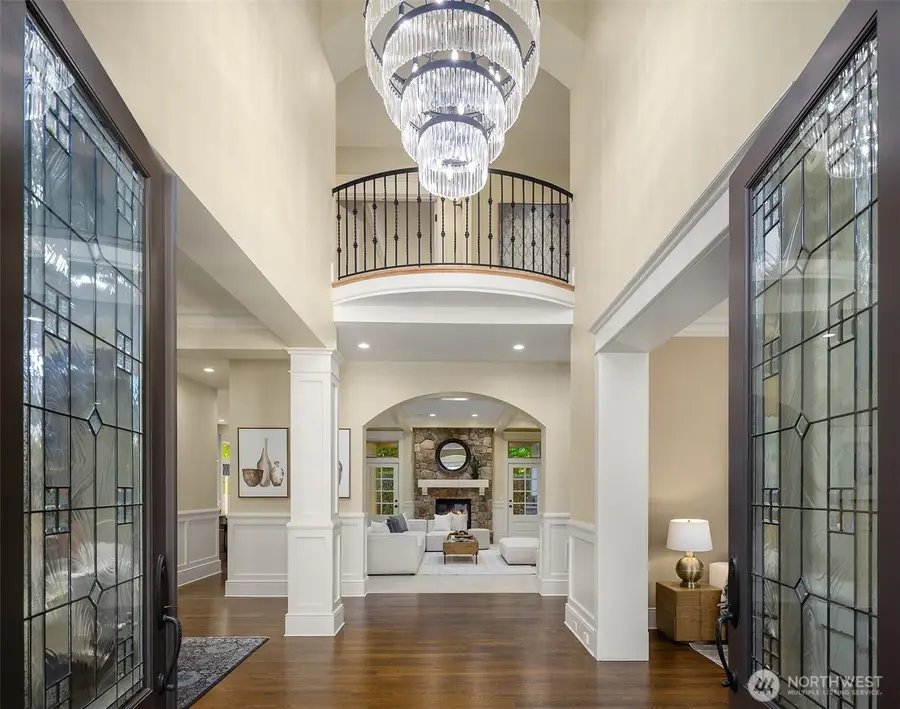 805 92nd Avenue Ne, Bellevue, WA 98004 - Image #3