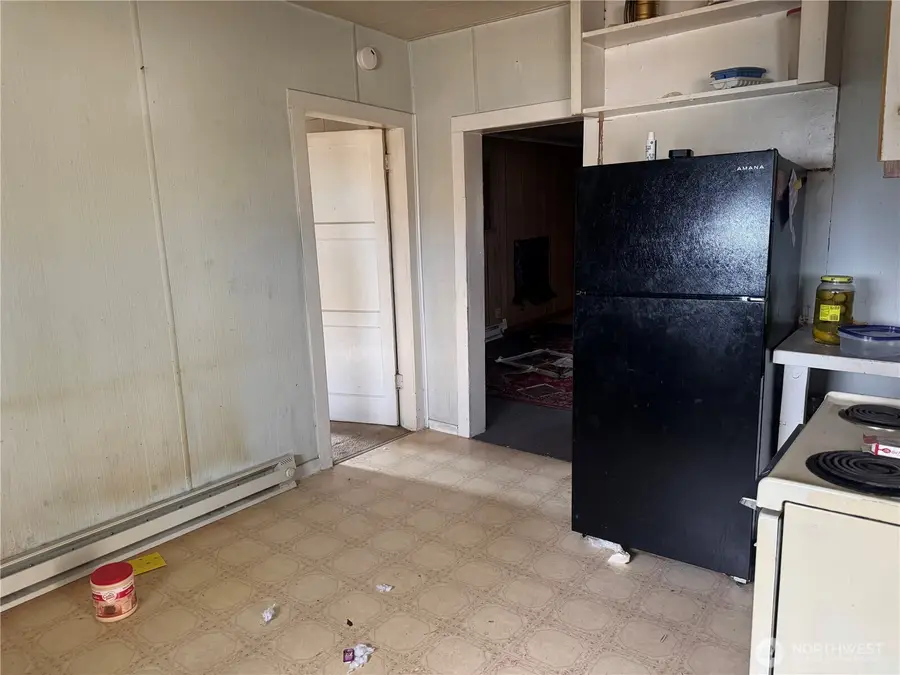 916 Division Street, Grand Coulee, WA 99133 - Image #3