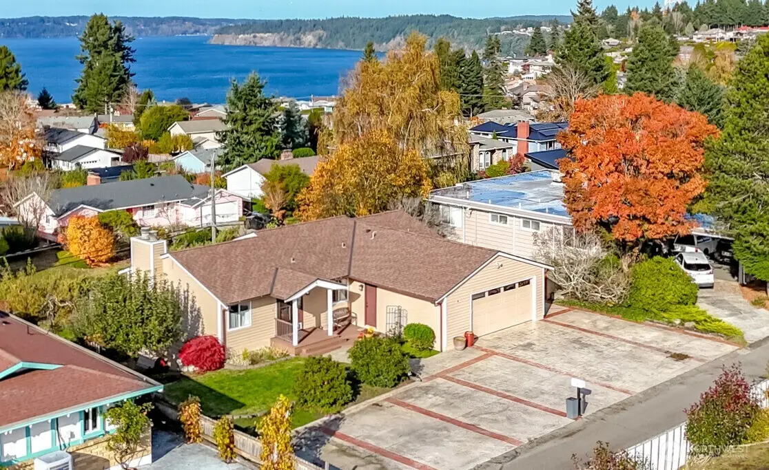 1747 N Narrows Drive, Tacoma, WA 98406 - Image #1