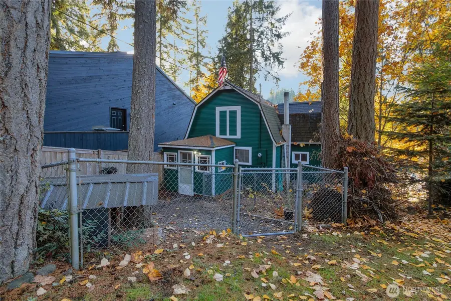 40424 Ski Park Road E, Eatonville, WA 98328 - Image #2