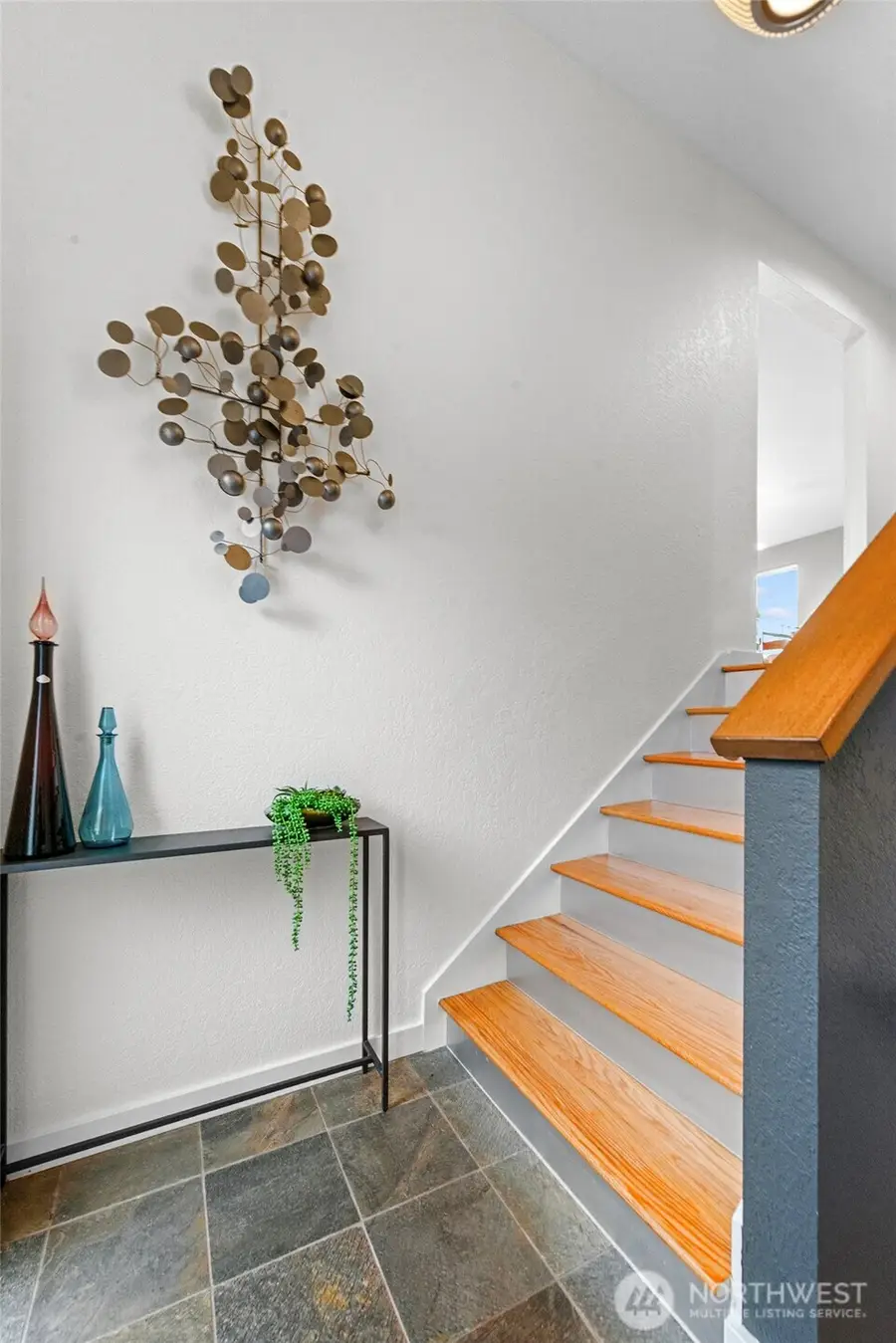 3439 24th Avenue W, Seattle, WA 98199 - Image #3