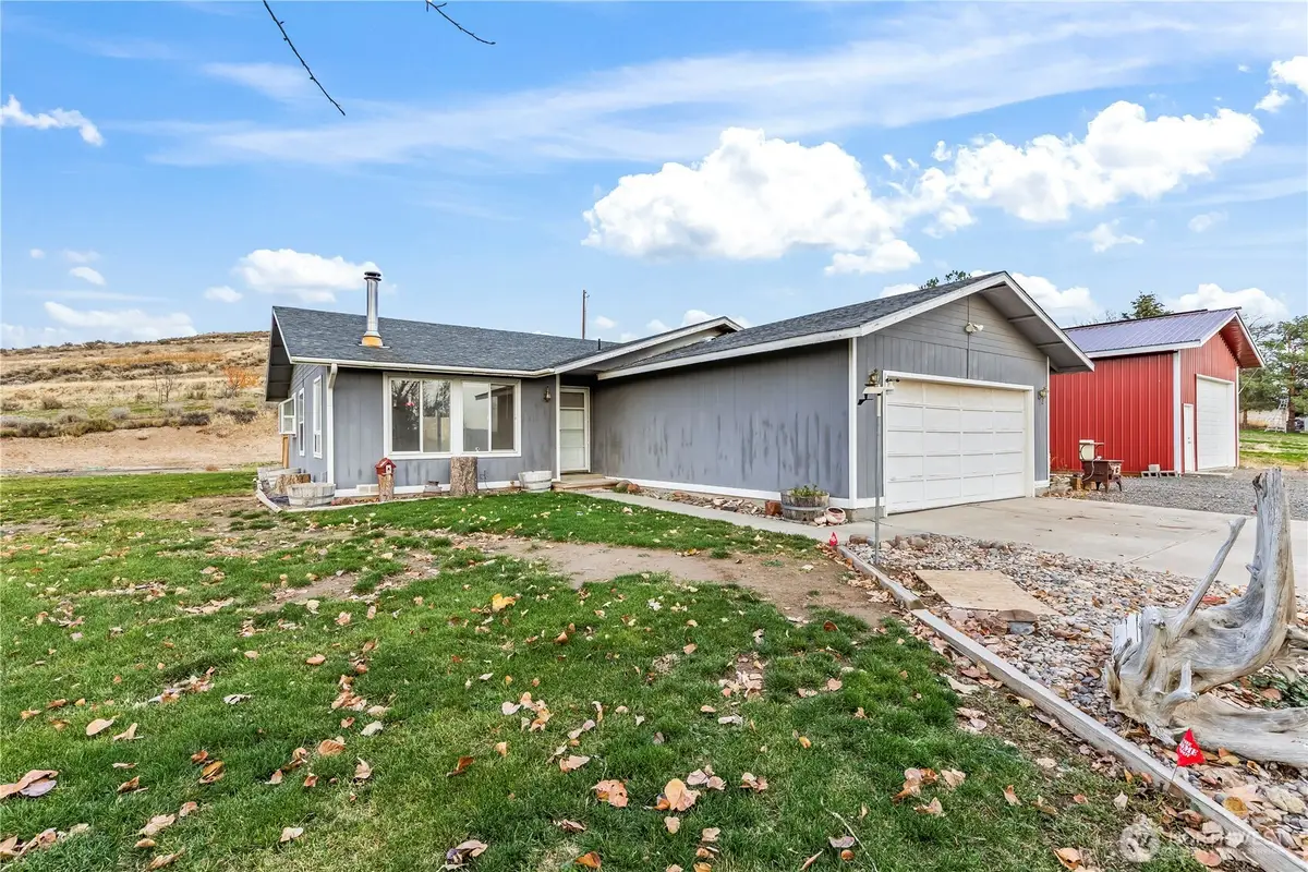 1390 Freimuth Rd, Selah, WA 98942 - Image #1